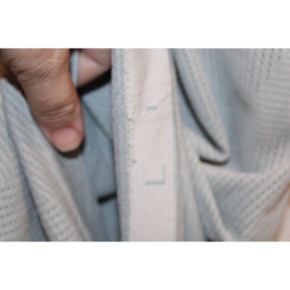 Lululemon mens light gray crewneck perforated workout short sleeve size large - Picture 2 of 7